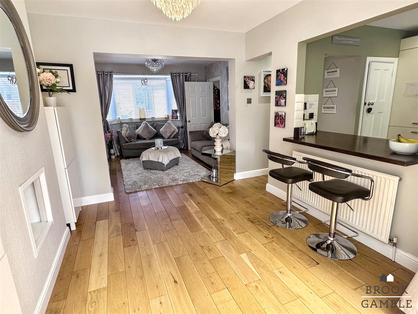3 Bedroom House. Downs Avenue in Eastbourne, East Sussex 21